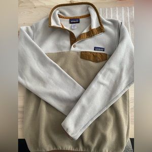 Patagonia woman’s fleece pullover size SMALL